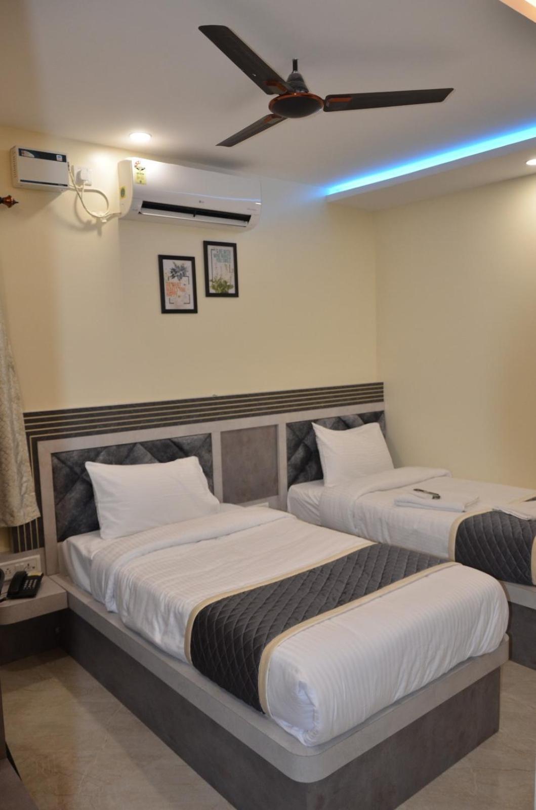 Dev Palace Chennai Bagian luar foto